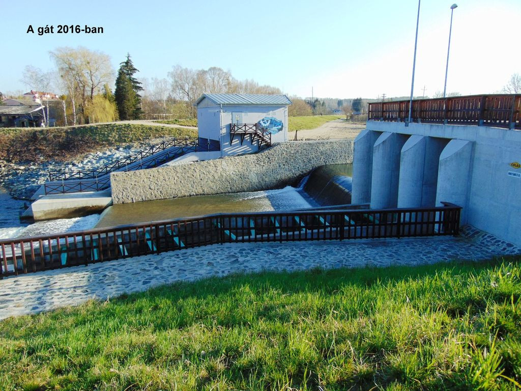 sztg-duzzasztogat-01 sztg-duzzasztogat-01